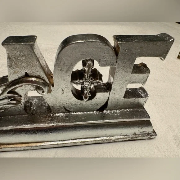 Vintage Silver Peace ☮️ Decor 10”x5.25x2.25 - Picture 9 of 10